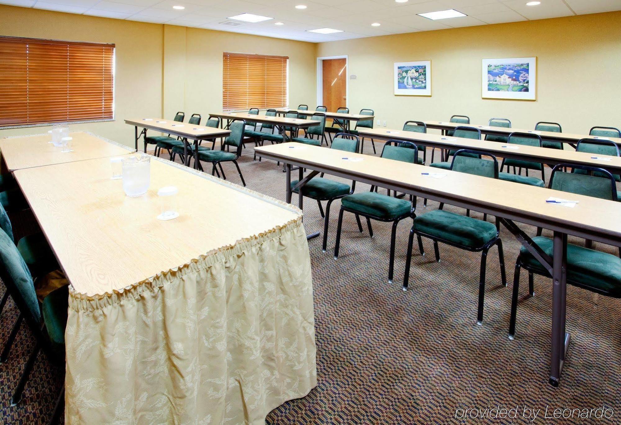 Holiday Inn Express & Suites Rocky Mount Smith Mountain Lake, An Ihg Hotel Facilities photo