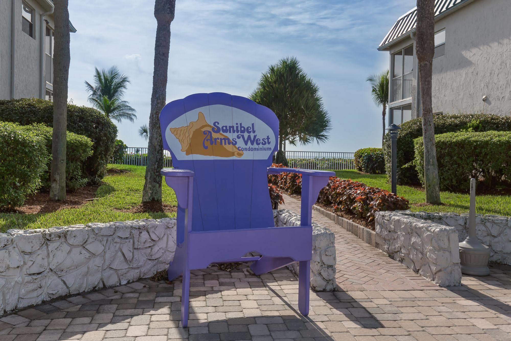 Sanibel Arms West Hotel Exterior photo