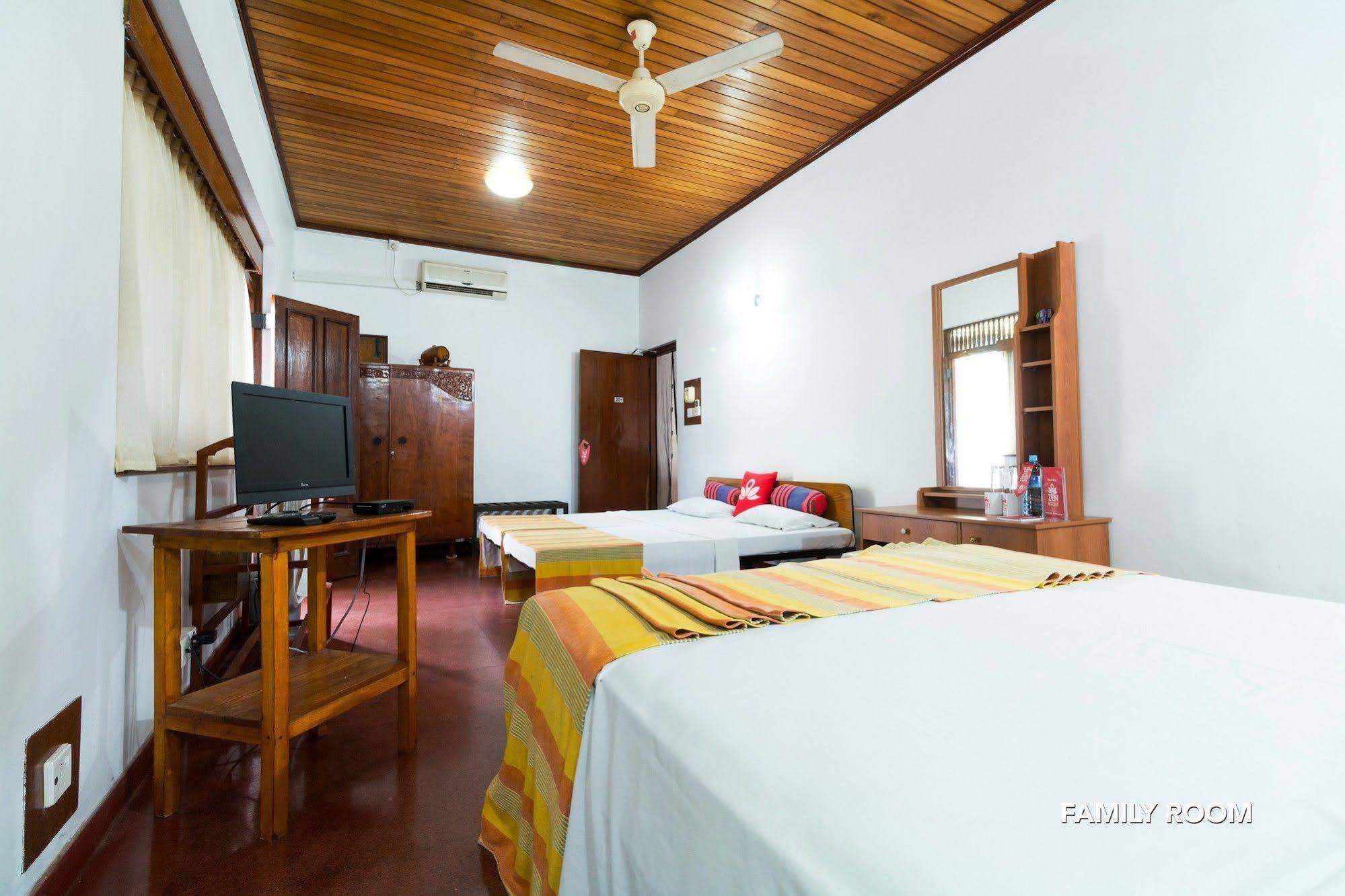 Zen Rooms Modern City Inn Negombo Exterior photo