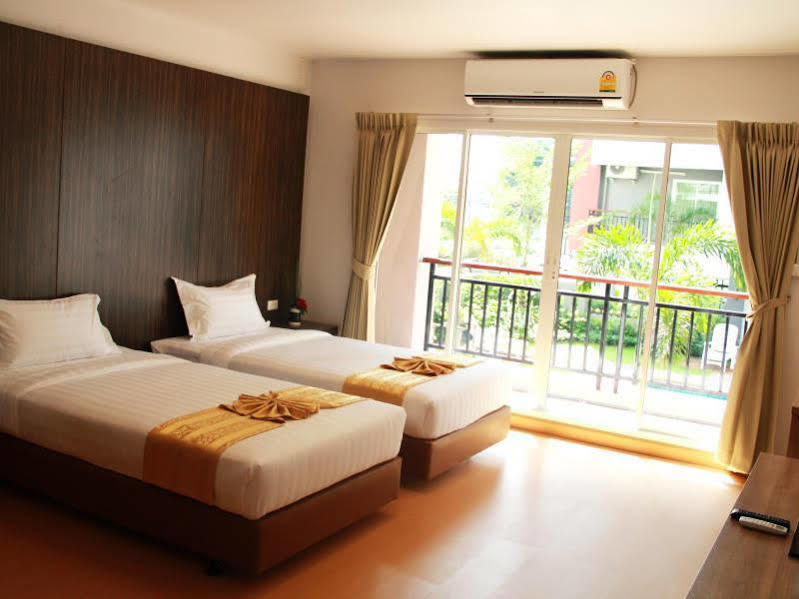 101 Holiday Suite Bangkok Exterior photo