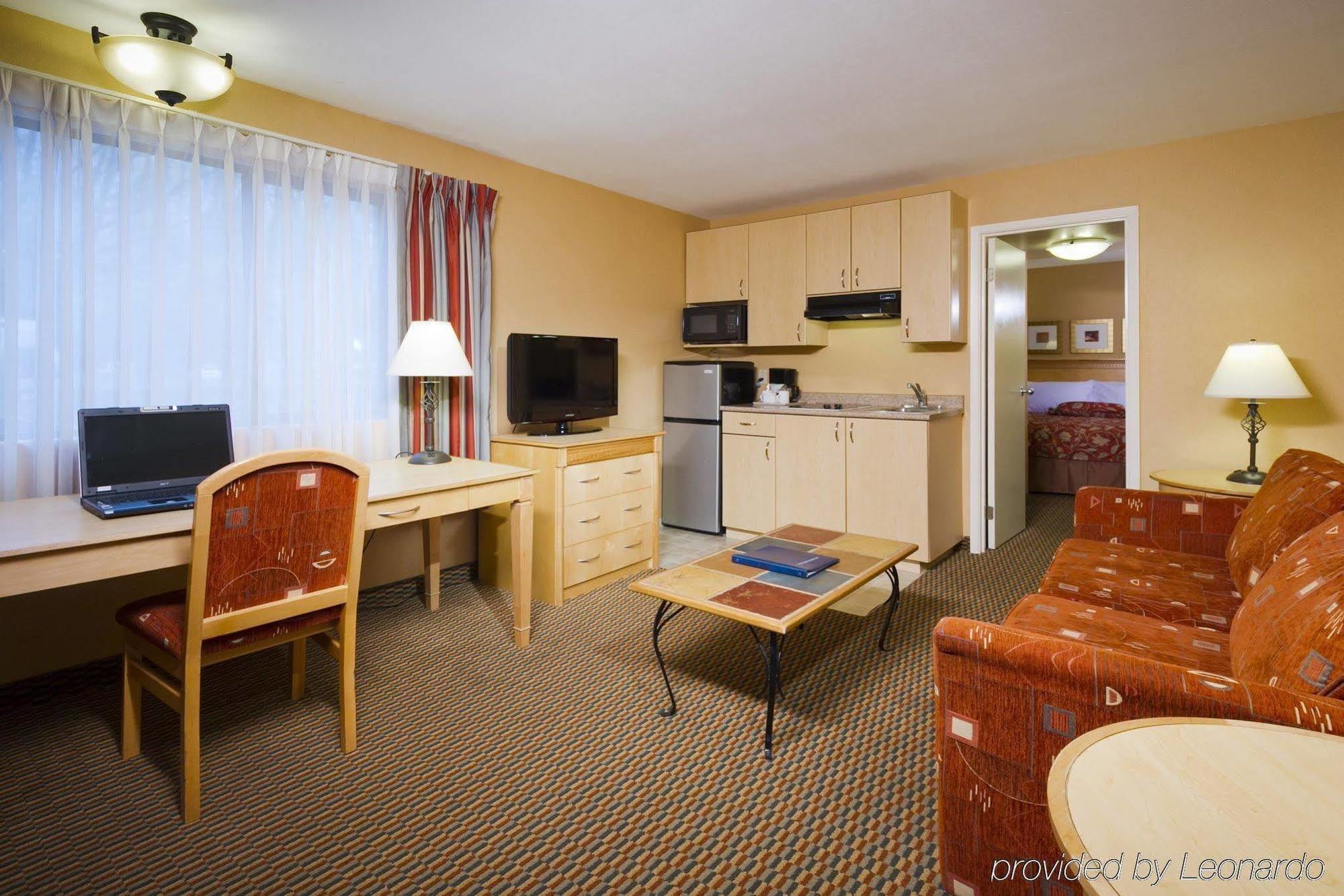 Accent Inns Vancouver Airport Richmond Room photo