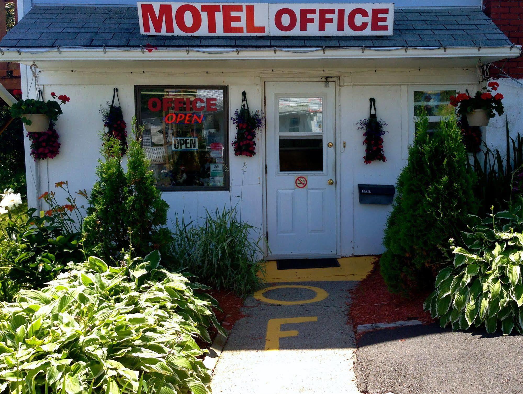 Hillside Motel Saint John Exterior photo