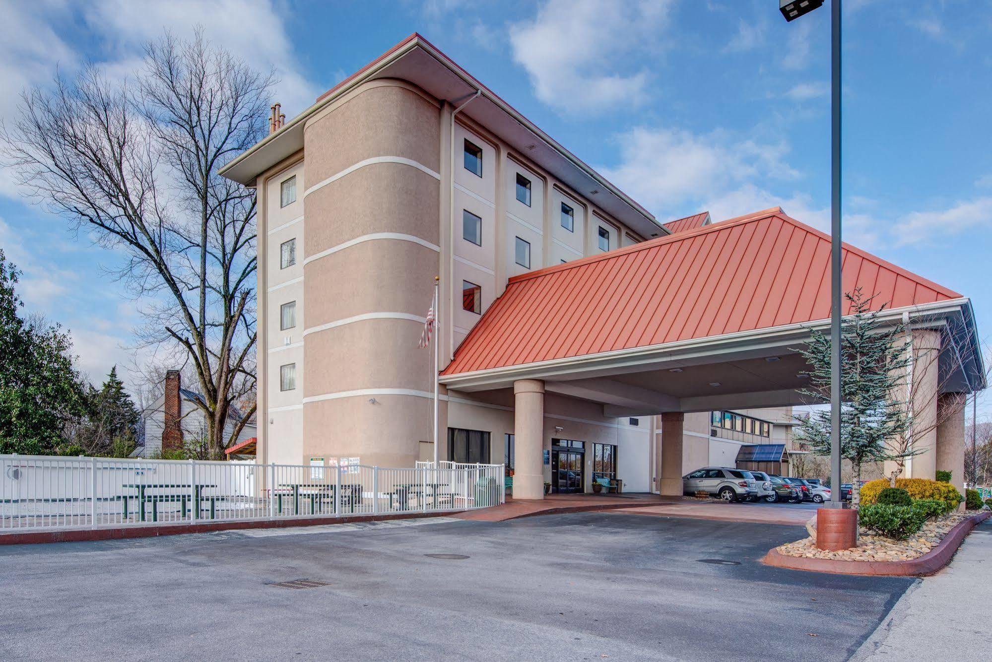 River Bend Inn - Pigeon Forge Exterior photo