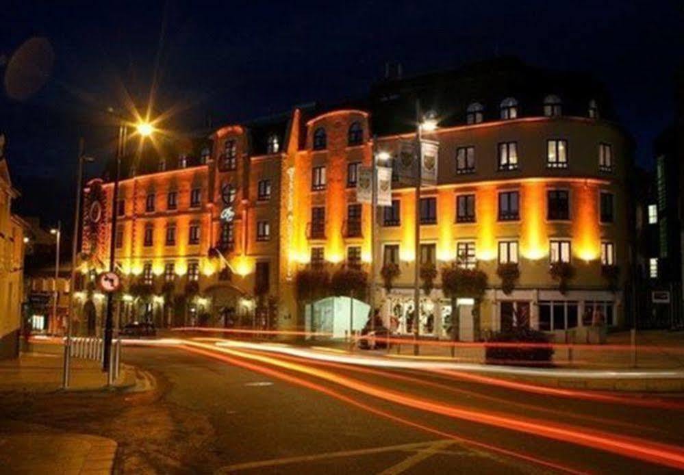 Bracken Court Hotel Balbriggan Exterior photo