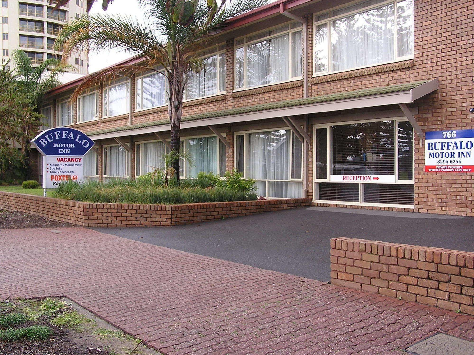 Glenelg Dockside Motel Adelaide Exterior photo