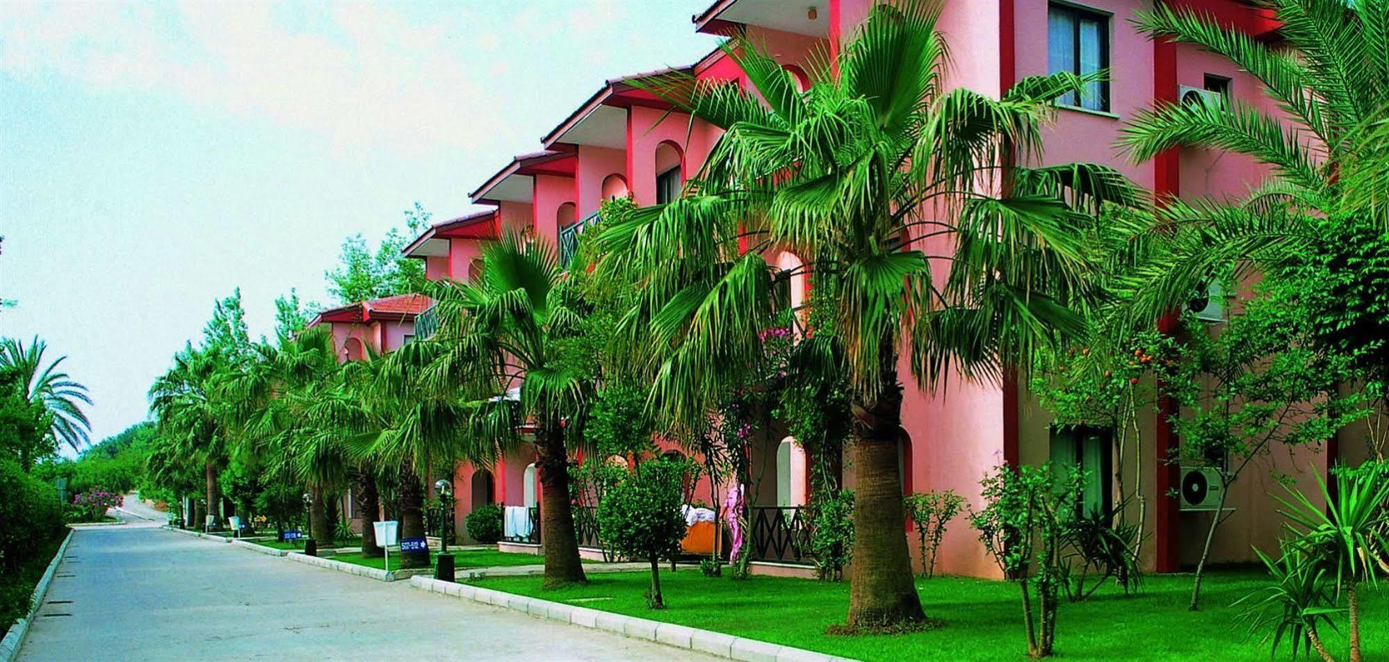 Sural Garden Hotel Side Exterior photo