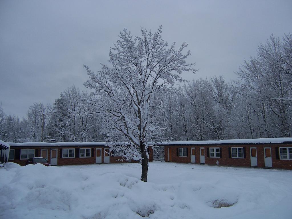 Killington Pico Motor Inn Exterior photo