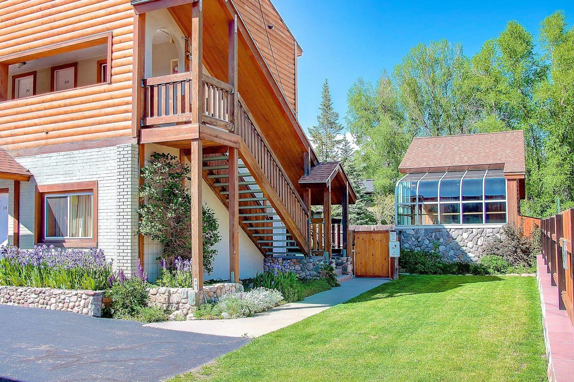 Nordic Lodge Steamboat Springs Exterior photo