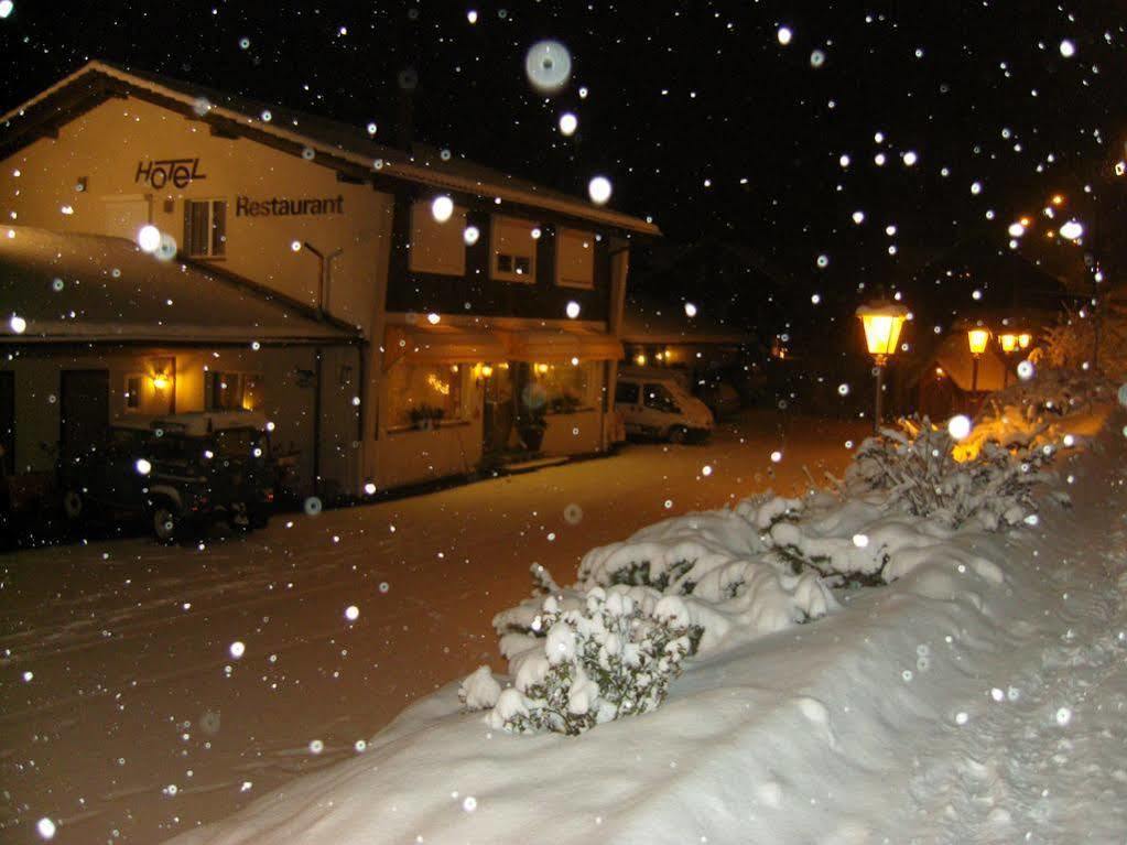 Vista Resort Hostel Zweisimmen Exterior photo