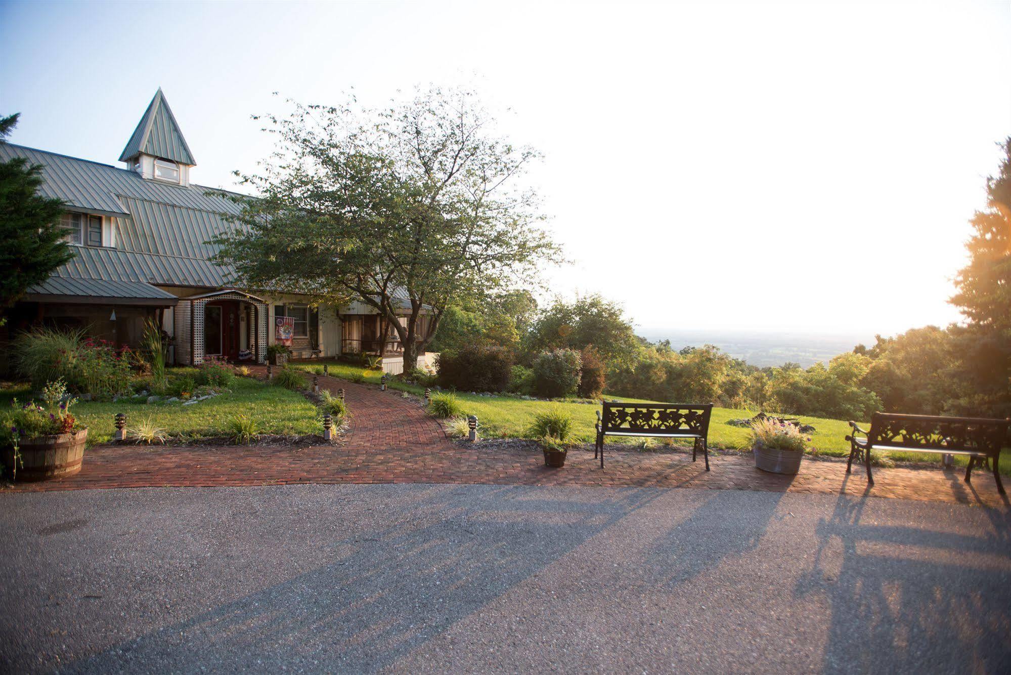 Antietam Overlook Farm Bed & Breakfast Sharpsburg Exterior photo