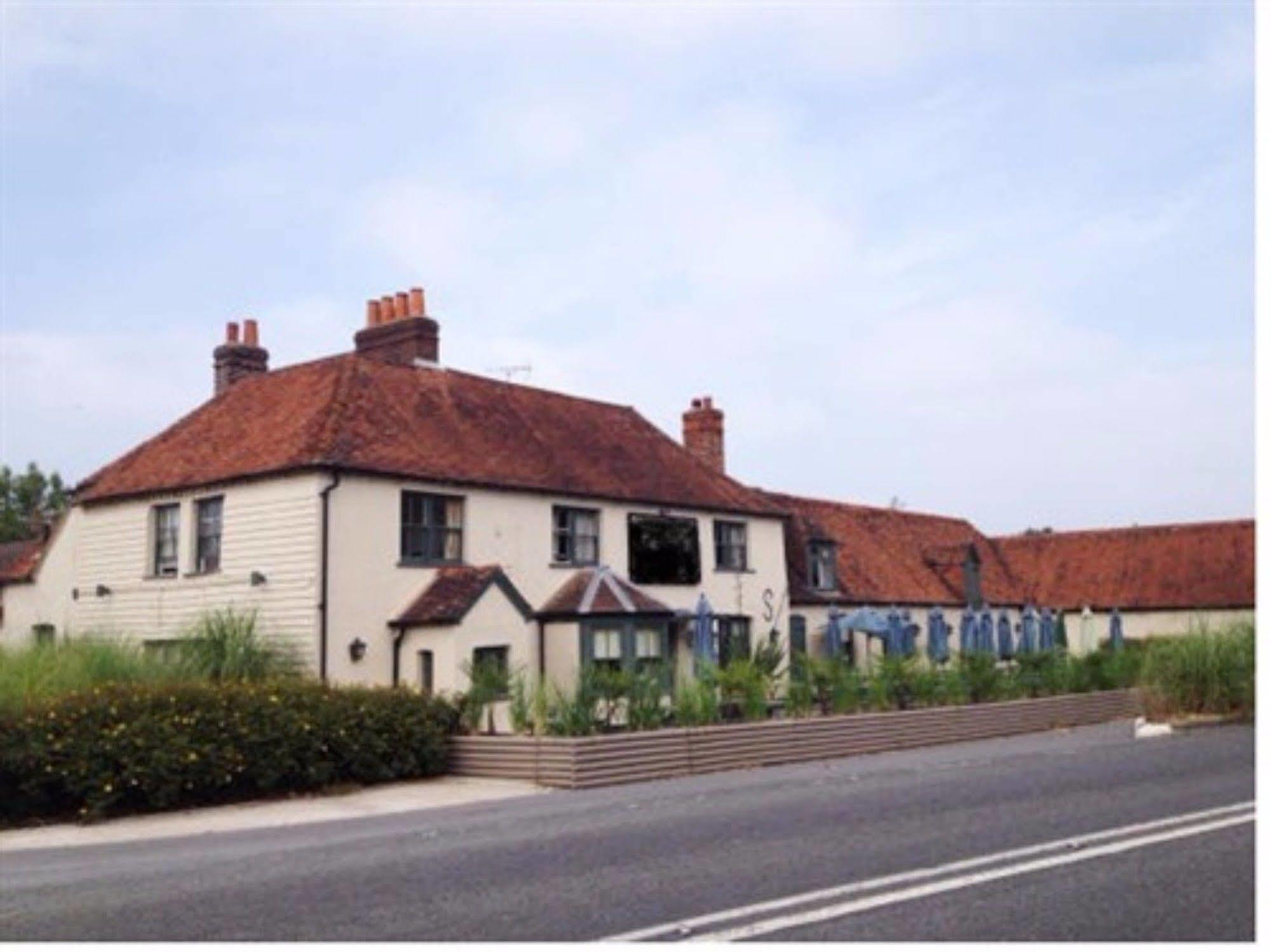 The Carnarvon Arms Hotel Newbury  Exterior photo