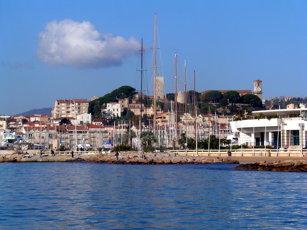 Regina Hotel Cannes Exterior photo