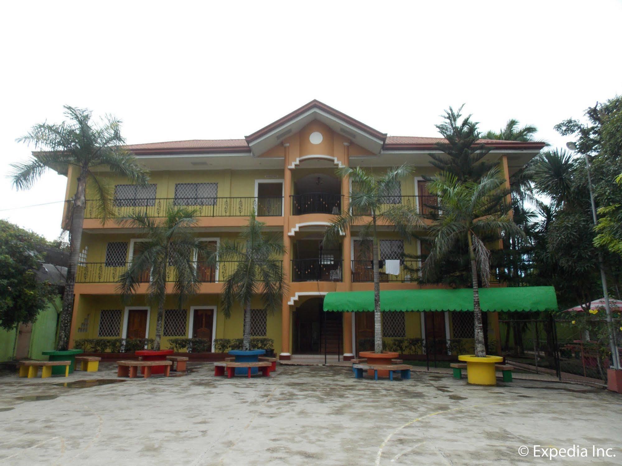 Tubod Flowing Water Resort Minglanilla Exterior photo