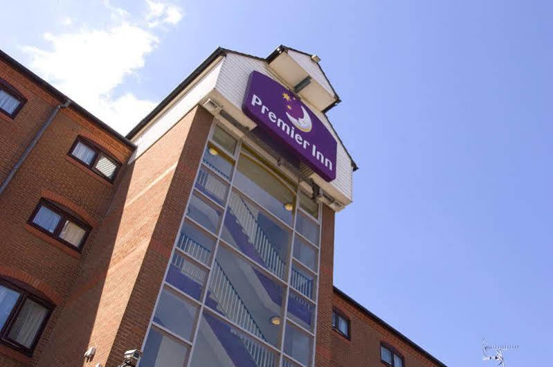 Premier Inn Birmingham City Centre Bridge Street Exterior photo