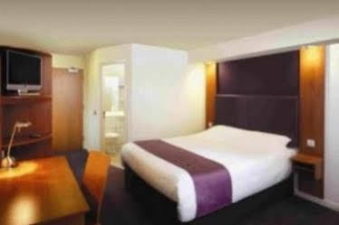 Premier Inn Liverpool John Lennon Airport Speke Exterior photo