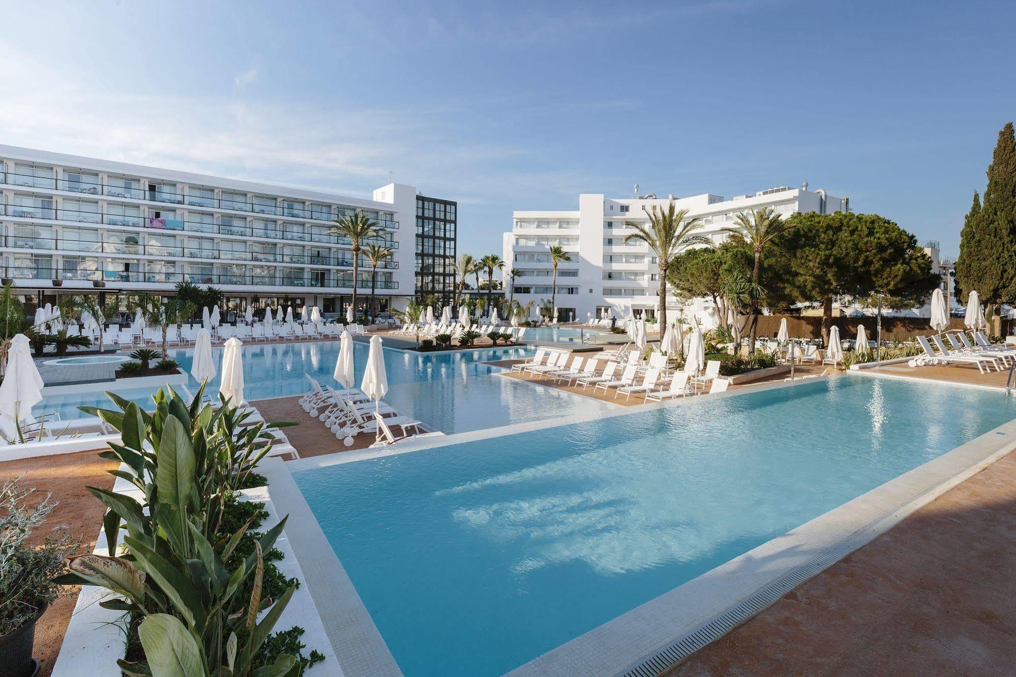 Aluasoul Ibiza - Adults Only Hotel Es Canar  Exterior photo