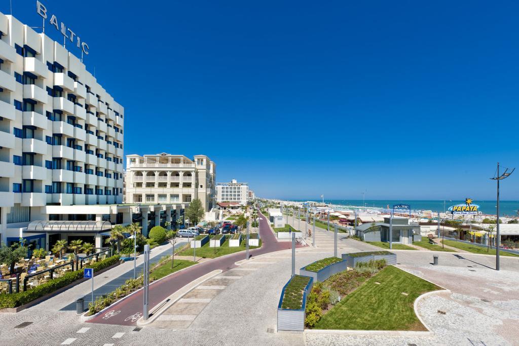 Hotel Baltic Riccione-Fronte Mare Exterior photo