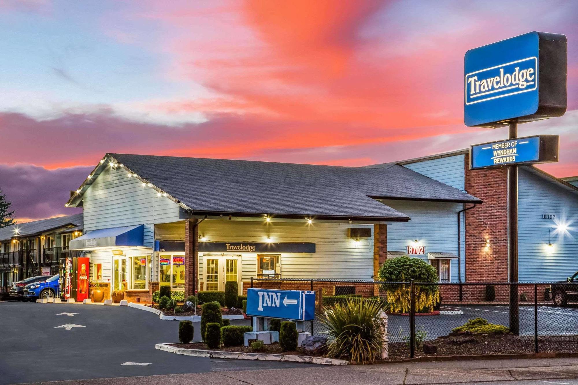 Travelodge By Wyndham Tacoma Near Mcchord Afb Exterior photo