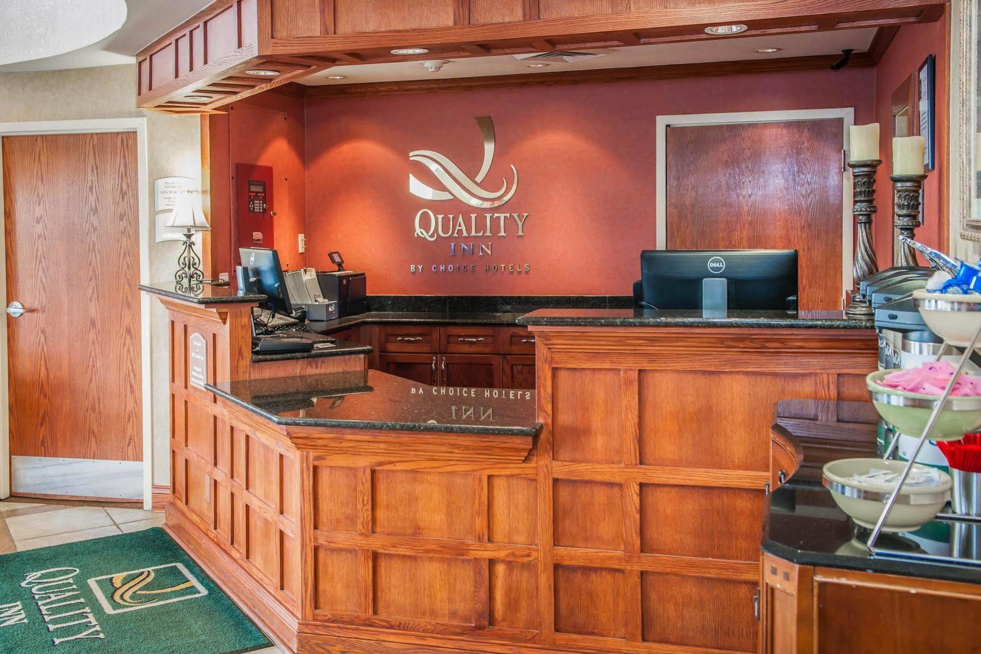 Quality Inn Indianapolis Castleton Exterior photo