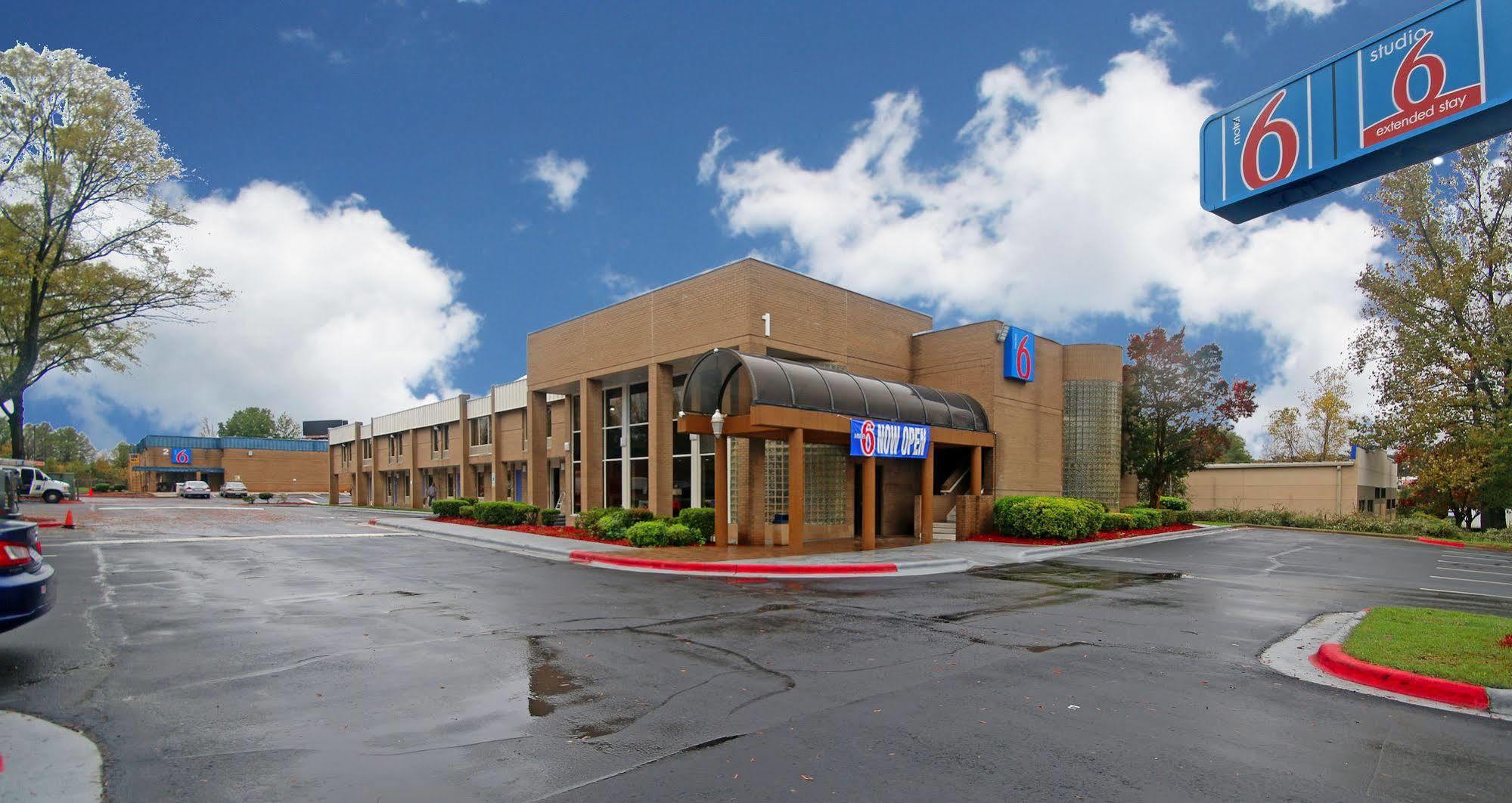 Econo Lodge Airport Near Billy Graham Parkway Charlotte Exterior photo