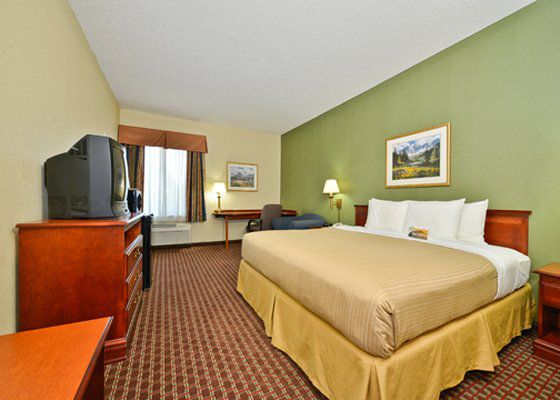 North Park Inn And Suites Of T Thomasville Room photo