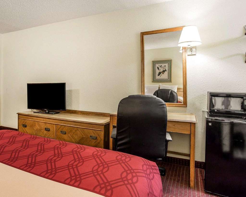 Econo Lodge Richburg Room photo