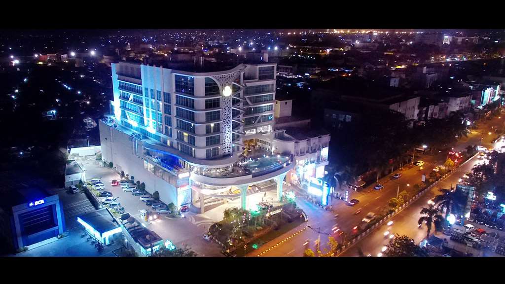 Golden Tulip Galaxy Banjarmasin Hotel Banjarmasin  Exterior photo