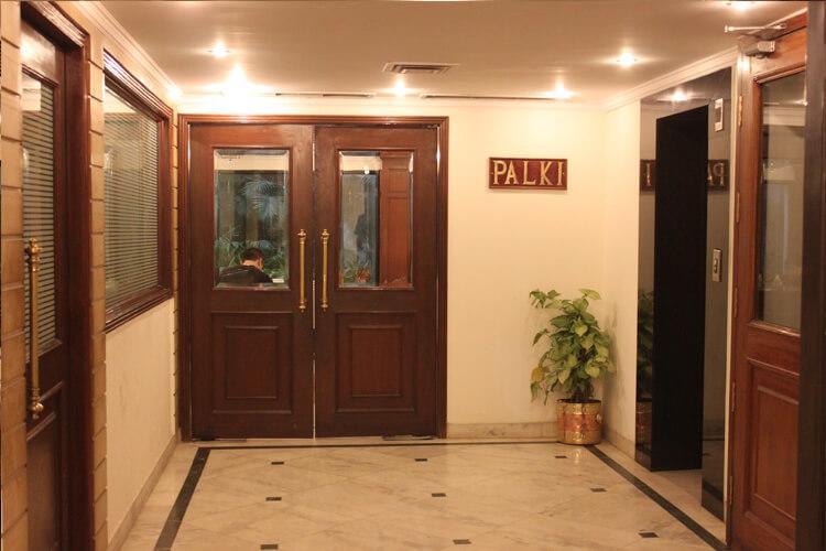 Hotel Vaibhav Varanasi Exterior photo