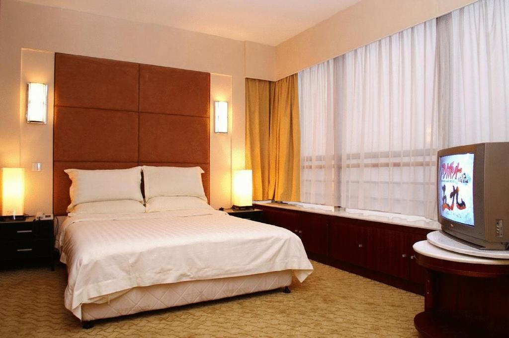 Diamond Court Hotel Shanghai Room photo