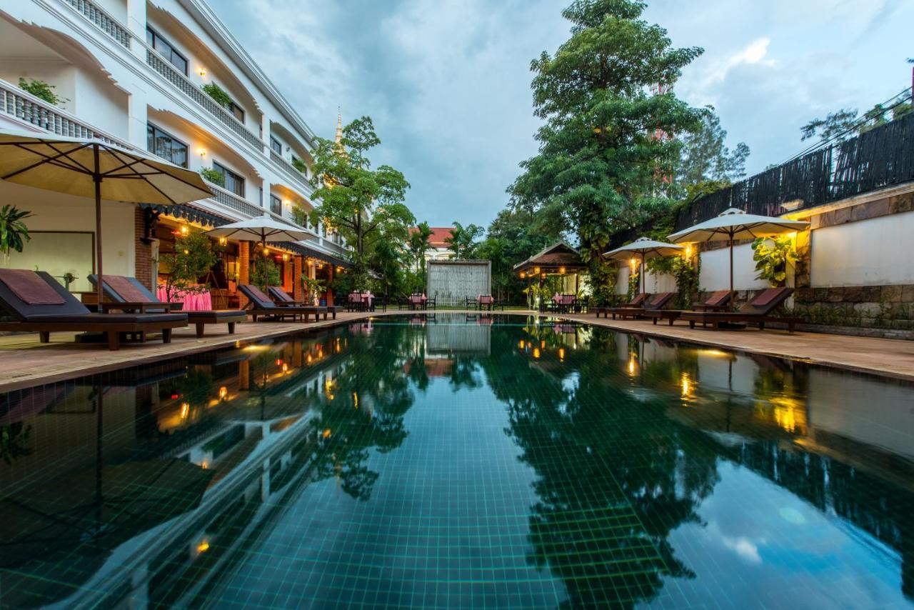 Lin Ratanak Angkor Hotel Siem Reap Exterior photo
