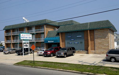 Mariner Inn Beach Haven Exterior photo