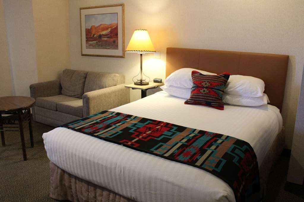 Inn At Santa Fe, Surestay Collection By Best Western Room photo