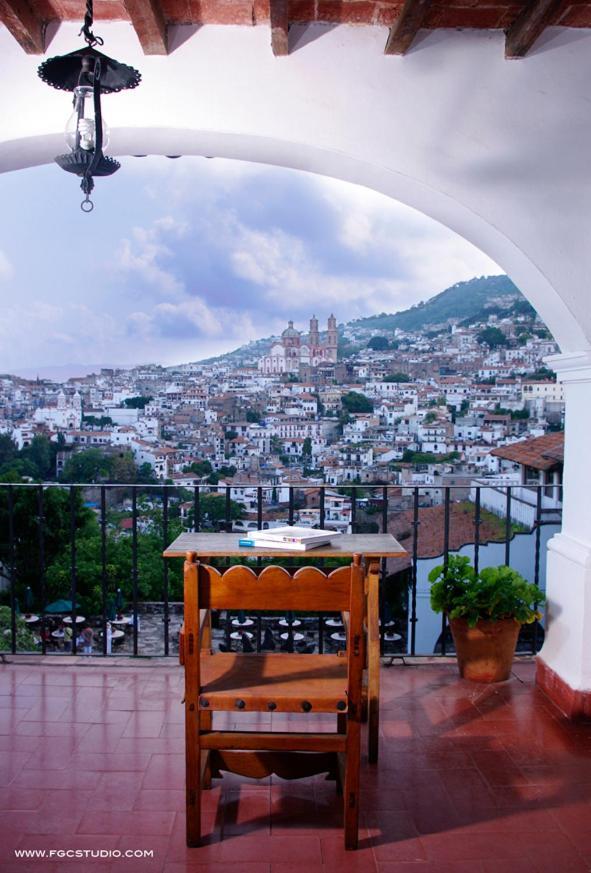 Posada De La Mision, Hotel Museo Y Jardin Taxco de Alarcon Exterior photo