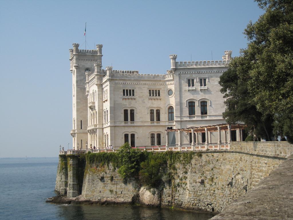 Hotel Italia Trieste Exterior photo