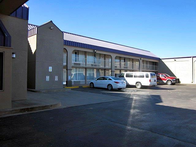 Oyo Townhouse Shamrock Tx I-40 Lone Star Motel Exterior photo
