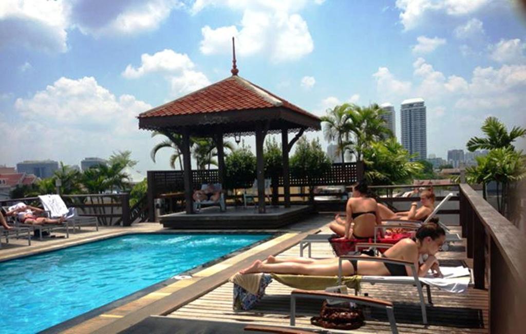 Khaosan Palace Hotel - Sha Extra Plus Bangkok Exterior photo