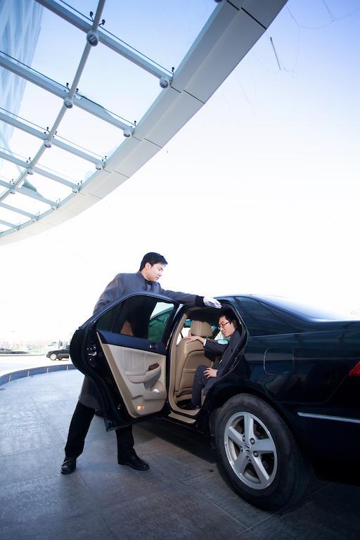 Grand Skylight Hotel Tianjin Exterior photo