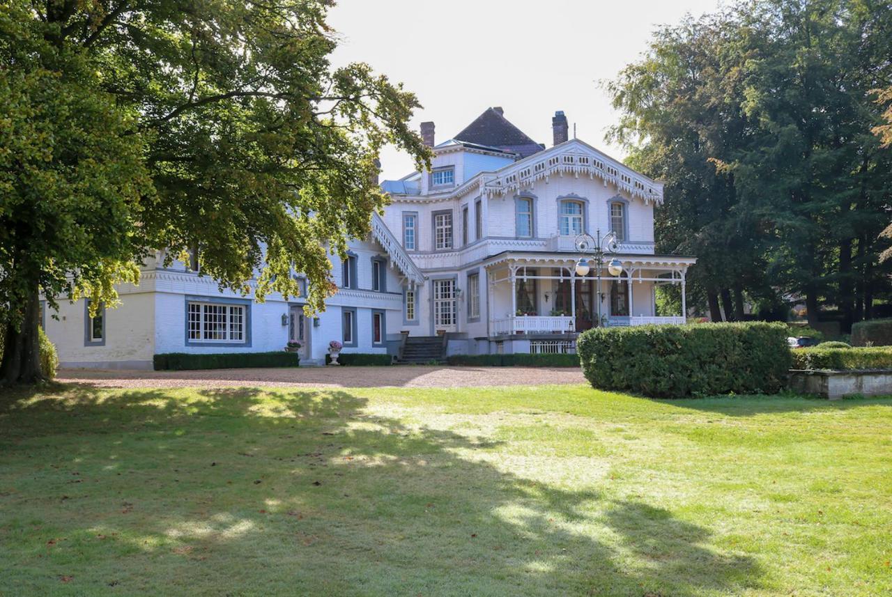 Kasteel Altembrouck Hotel Voeren Exterior photo