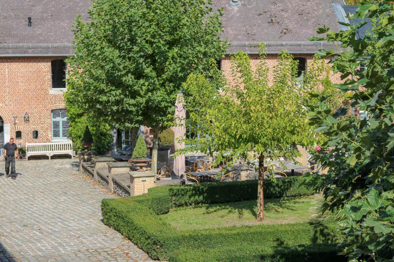 Kasteel Altembrouck Hotel Voeren Exterior photo