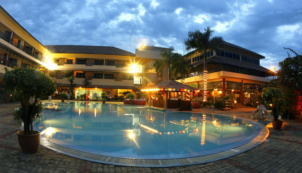 The Qamar Paka, Terengganu Hotel Exterior photo