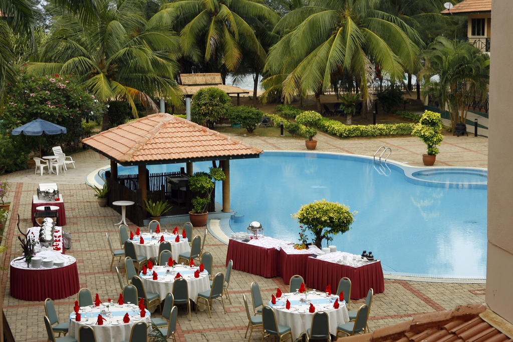 The Qamar Paka, Terengganu Hotel Exterior photo