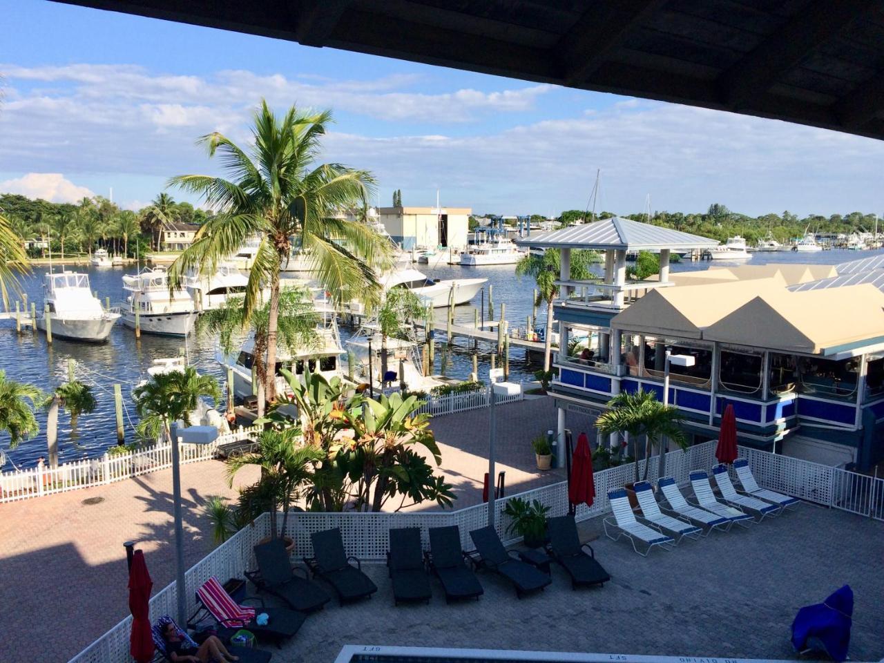 Pirate'S Cove Resort And Marina - Stuart Exterior photo