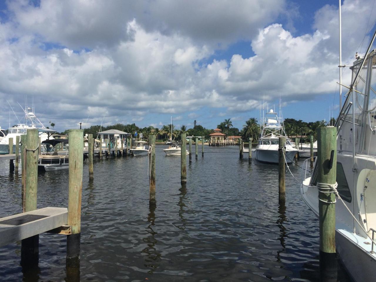 Pirate'S Cove Resort And Marina - Stuart Exterior photo