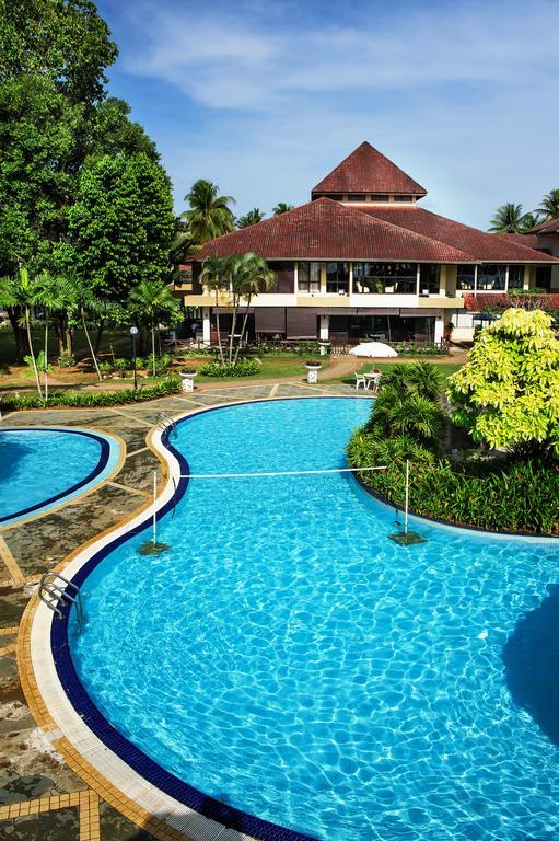 Legend Cherating Beach Resort Kuantan Exterior photo