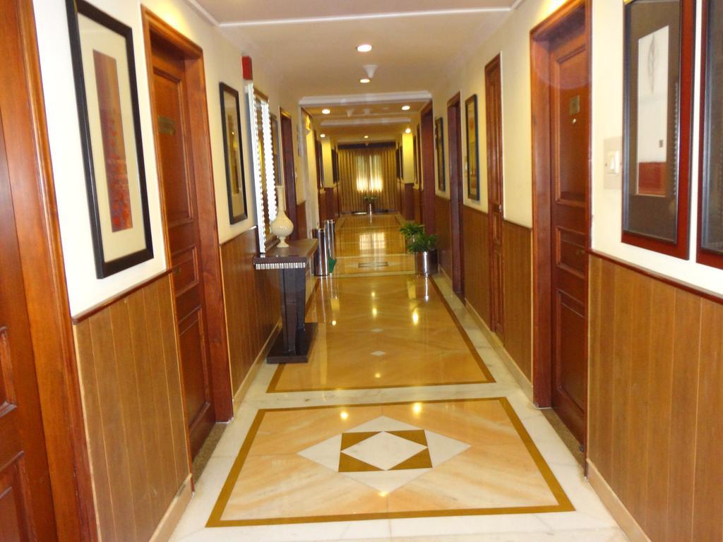 Hotel Suryansh Bhubaneswar Exterior photo