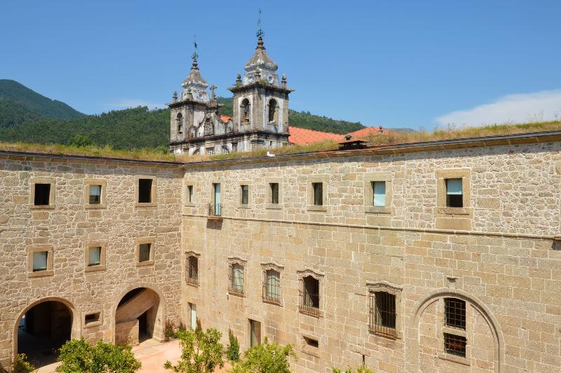 Pousada Mosteiro De Amares Exterior photo