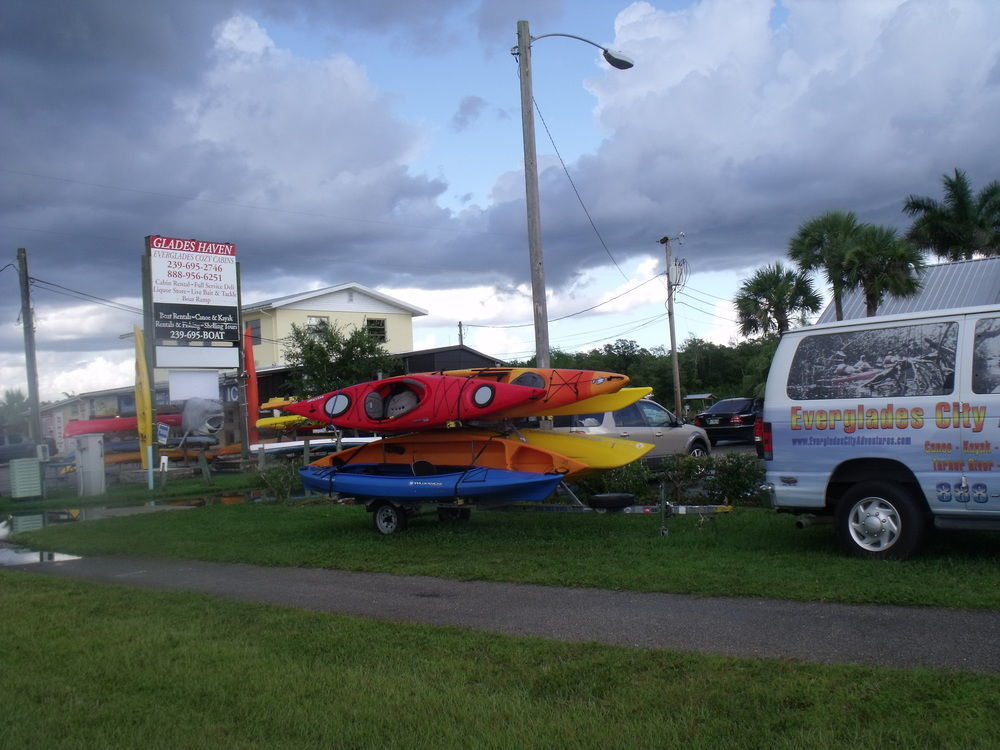 Glades Haven Cozy Cabins Hotel Everglades City Exterior photo