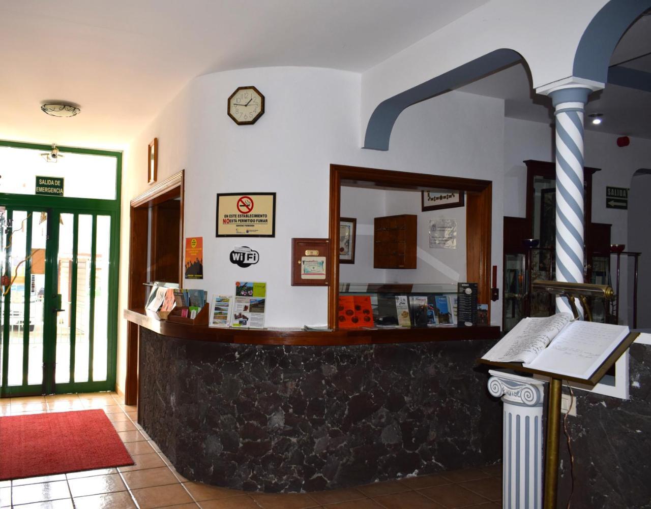 Hotel Ida Ines Frontera Exterior photo