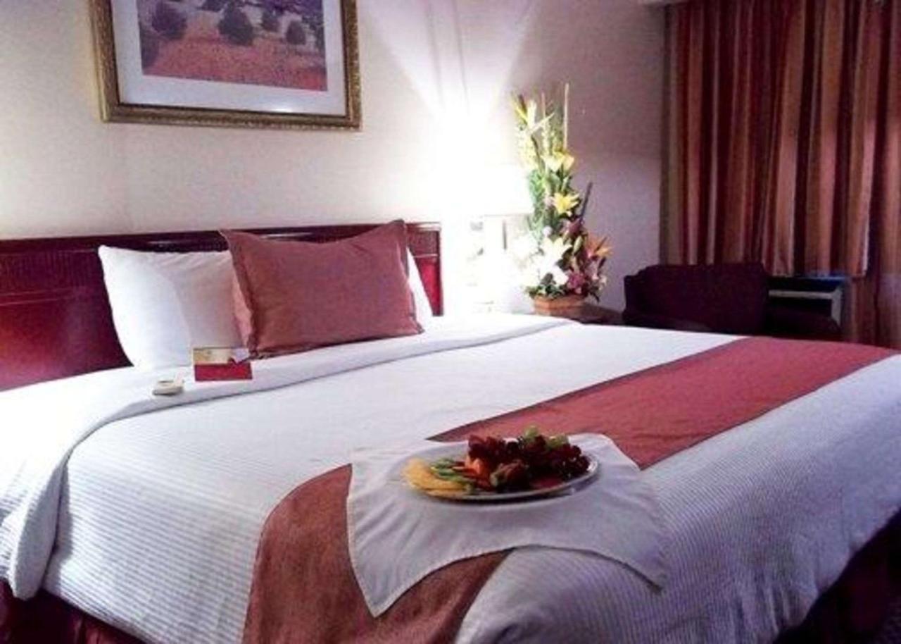 Quality Inn & Suites Saltillo Eurotel Room photo