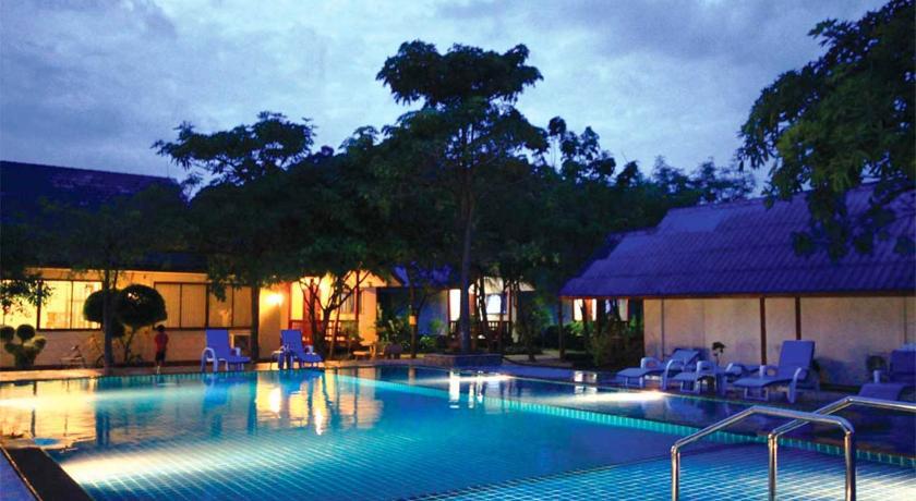 Phi Phi Andaman Legacy Resort Exterior photo
